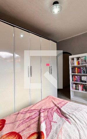 Casa à venda com 203m², 3 quartos e 2 vagas Casa à venda com 203m², 3 quartos e 2 vagasQuarto 1