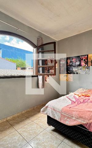 Casa à venda com 203m², 3 quartos e 2 vagas Casa à venda com 203m², 3 quartos e 2 vagasQuarto 1