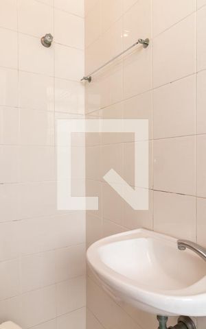 Apartamento para alugar com 110m², 3 quartos e 2 vagasBanheiro de Serviço