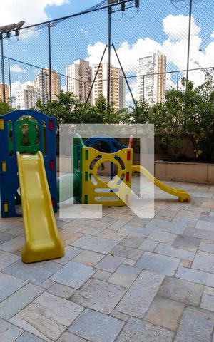 Apartamento para alugar com 110m², 3 quartos e 2 vagasÁrea comum - Playground