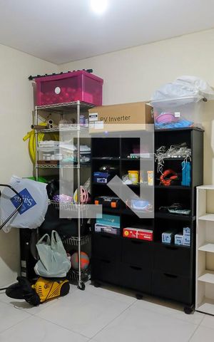 Casa à venda com 330m², 3 quartos e 6 vagasDepósito