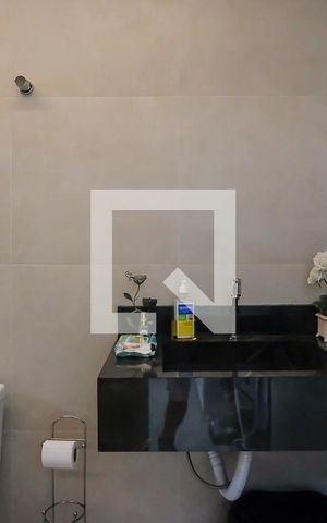 Casa à venda com 330m², 3 quartos e 6 vagasÁrea de Serviço