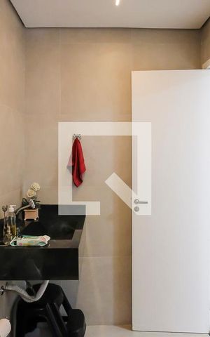 Casa à venda com 330m², 3 quartos e 6 vagasÁrea de Serviço