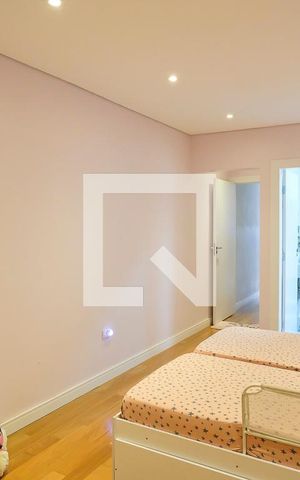 Casa à venda com 330m², 3 quartos e 6 vagasSuíte 3