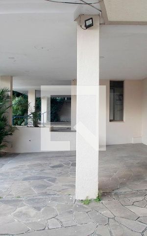 Apartamento à venda com 137m², 3 quartos e 1 vagaBox Estacionamento