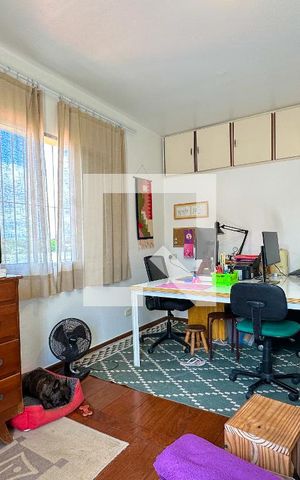 Casa à venda com 288m², 3 quartos e 2 vagas Casa à venda com 288m², 3 quartos e 2 vagasQuarto 2