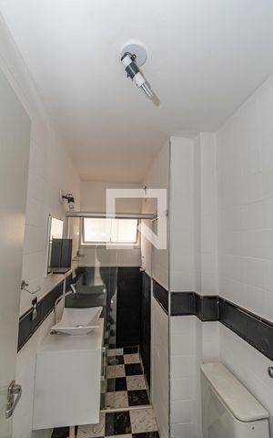 Apartamento para alugar com 80m², 1 quarto e 1 vaga Apartamento para alugar com 80m², 1 quarto e 1 vagaBanheiro
