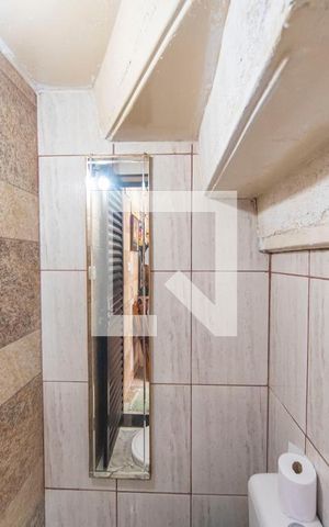 Casa à venda com 156m², 3 quartos e 2 vagas Casa à venda com 156m², 3 quartos e 2 vagasBanheiro da Área Gourmet