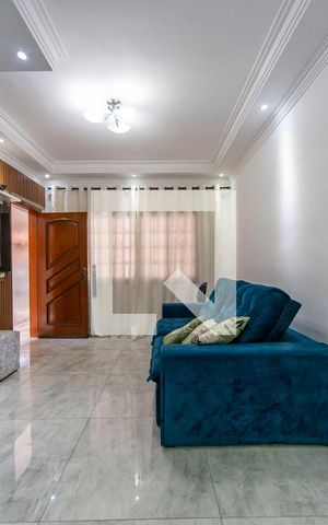 Casa à venda com 156m², 3 quartos e 2 vagas Casa à venda com 156m², 3 quartos e 2 vagasSala