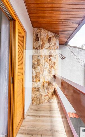 Casa à venda com 156m², 3 quartos e 2 vagas Casa à venda com 156m², 3 quartos e 2 vagasVaranda do Quarto 3