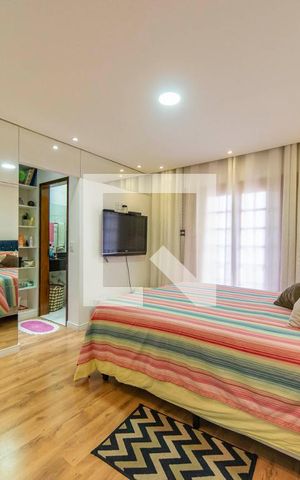 Casa à venda com 156m², 3 quartos e 2 vagas Casa à venda com 156m², 3 quartos e 2 vagasQuarto 3