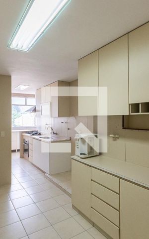 Apartamento à venda com 107m², 3 quartos e 2 vagasCozinha