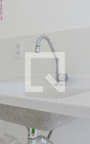 Apartamento à venda com 33m², 2 quartos e sem vagaSala/Cozinha - Pia