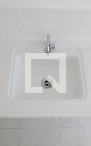 Apartamento à venda com 33m², 2 quartos e sem vagaSala/Cozinha - Pia
