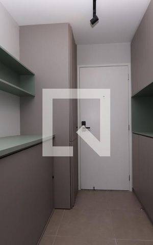 Studio para alugar com 28m², 1 quarto e sem vagaStudio - quarto solteiro