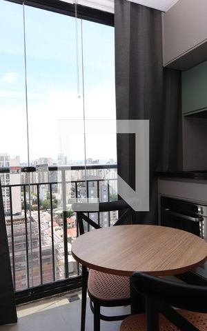 Studio para alugar com 28m², 1 quarto e sem vagaStudio - Mesa de Almoço