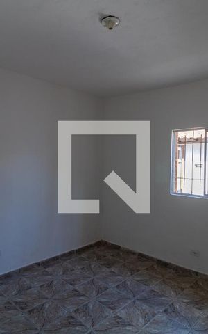 Casa para alugar com 80m², 2 quartos e 3 vagas Casa para alugar com 80m², 2 quartos e 3 vagasQuarto 1