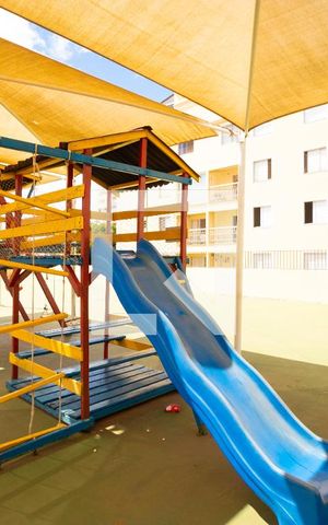 Apartamento à venda com 200m², 2 quartos e 2 vagasÁrea comum - Playground