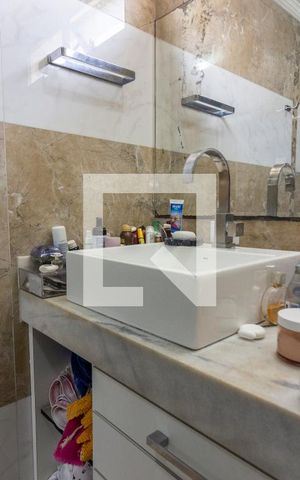 Apartamento para alugar com 110m², 3 quartos e 2 vagasBanheiro 1