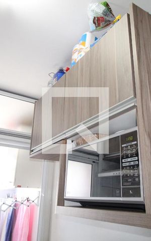 Apartamento à venda com 54m², 2 quartos e 1 vagaCozinha e Área de Serviço