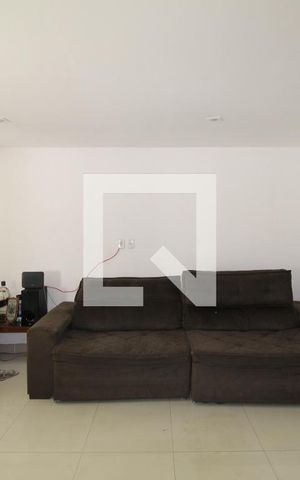 Casa à venda com 328m², 4 quartos e sem vagaSala