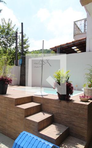 Casa à venda com 328m², 4 quartos e sem vagaÁrea comum