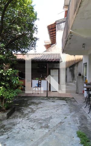 Casa à venda com 328m², 4 quartos e sem vagaÁrea comum