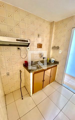 Apartamento à venda com 60m², 2 quartos e sem vaga Apartamento à venda com 60m², 2 quartos e sem vagaCOZINHA