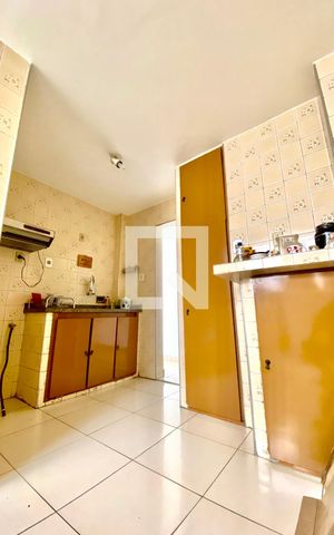 Apartamento à venda com 60m², 2 quartos e sem vaga Apartamento à venda com 60m², 2 quartos e sem vagaCOZINHA