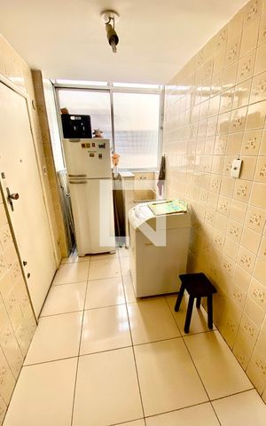 Apartamento à venda com 60m², 2 quartos e sem vaga Apartamento à venda com 60m², 2 quartos e sem vagaÁREA DE SERVIÇO
