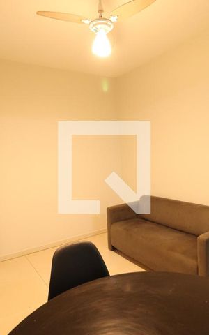 Apartamento para alugar com 55m², 2 quartos e 1 vagaSala
