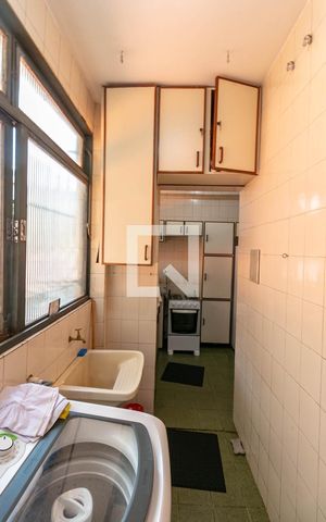 Apartamento para alugar com 92m², 3 quartos e 1 vaga Apartamento para alugar com 92m², 3 quartos e 1 vagaCozinha e Área de Serviço