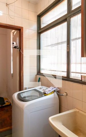 Apartamento para alugar com 92m², 3 quartos e 1 vaga Apartamento para alugar com 92m², 3 quartos e 1 vagaCozinha e Área de Serviço