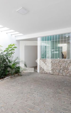 Casa à venda com 121m², 3 quartos e 2 vagasGaragem