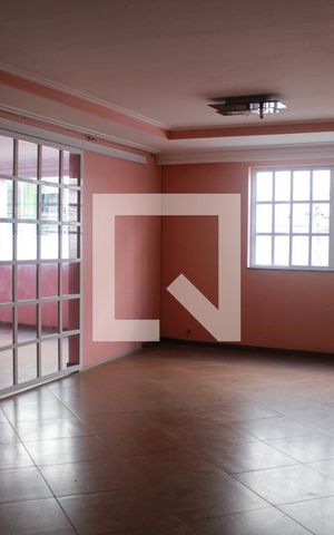 Casa de condomínio para alugar com 130m², 3 quartos e 1 vagaSala