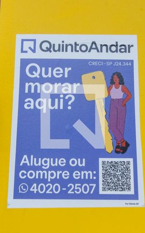 Casa à venda com 220m², 3 quartos e 4 vagas Casa à venda com 220m², 3 quartos e 4 vagasFachada