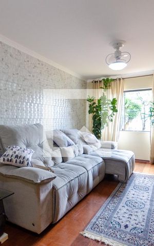 Casa à venda com 220m², 3 quartos e 4 vagas Casa à venda com 220m², 3 quartos e 4 vagasSala