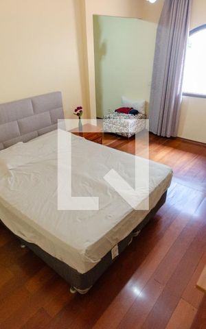 Casa à venda com 220m², 3 quartos e 4 vagas Casa à venda com 220m², 3 quartos e 4 vagasQuarto 2