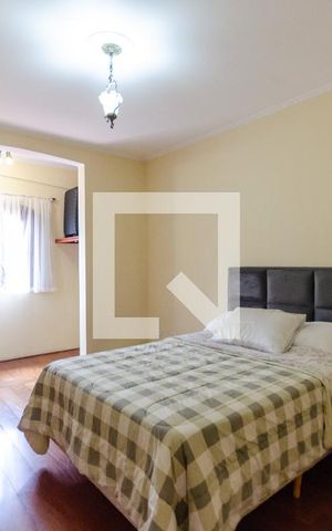 Casa à venda com 220m², 3 quartos e 4 vagas Casa à venda com 220m², 3 quartos e 4 vagasSuíte