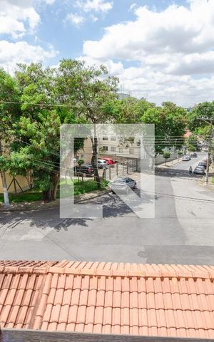 Casa à venda com 220m², 3 quartos e 4 vagas Casa à venda com 220m², 3 quartos e 4 vagasSuíte