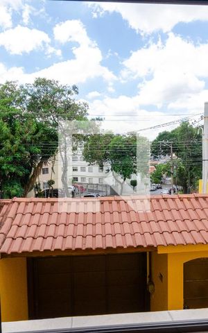 Casa à venda com 220m², 3 quartos e 4 vagas Casa à venda com 220m², 3 quartos e 4 vagasSala
