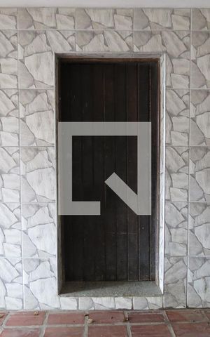 Casa para alugar com 280m², 3 quartos e 4 vagasDepósito Garagem