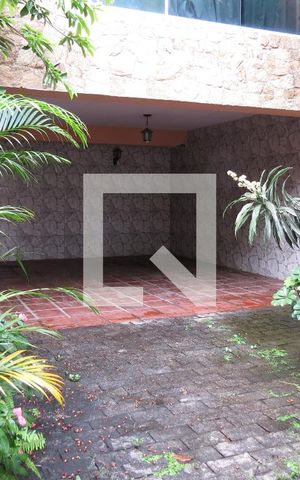 Casa para alugar com 280m², 3 quartos e 4 vagasGaragem