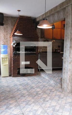 Casa para alugar com 280m², 3 quartos e 4 vagasQuintal 1 - Churrasqueira