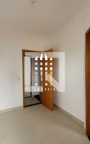 Casa à venda com 58m², 2 quartos e 1 vaga