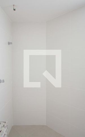 Apartamento à venda com 134m², 3 quartos e 2 vagasBanheiro da Suite