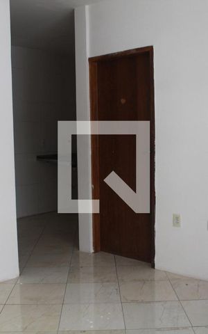 Casa de condomínio para alugar com 130m², 2 quartos e 1 vagaSala