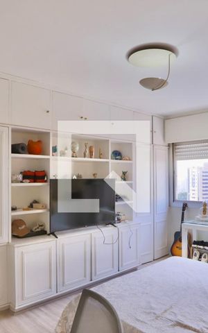 Apartamento à venda com 200m², 4 quartos e 5 vagas Apartamento à venda com 200m², 4 quartos e 5 vagasQuarto 2