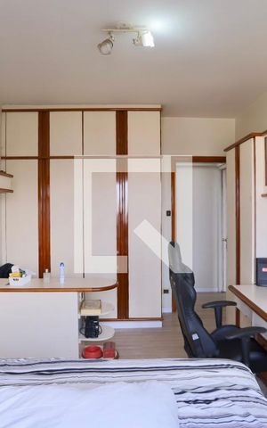 Apartamento à venda com 200m², 4 quartos e 5 vagas Apartamento à venda com 200m², 4 quartos e 5 vagasQuarto 4