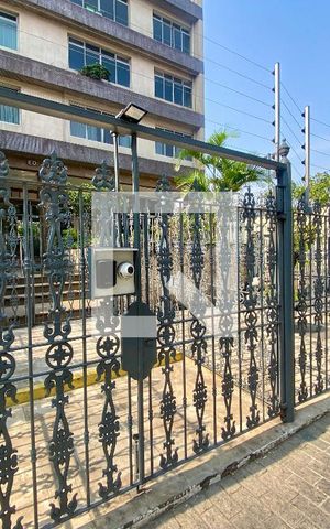 Apartamento à venda com 200m², 4 quartos e 5 vagas Apartamento à venda com 200m², 4 quartos e 5 vagasFachada